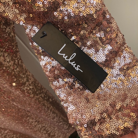NWT Lulu’s Rose Gold Sequin Dress - Size Small - Picture 10 of 12